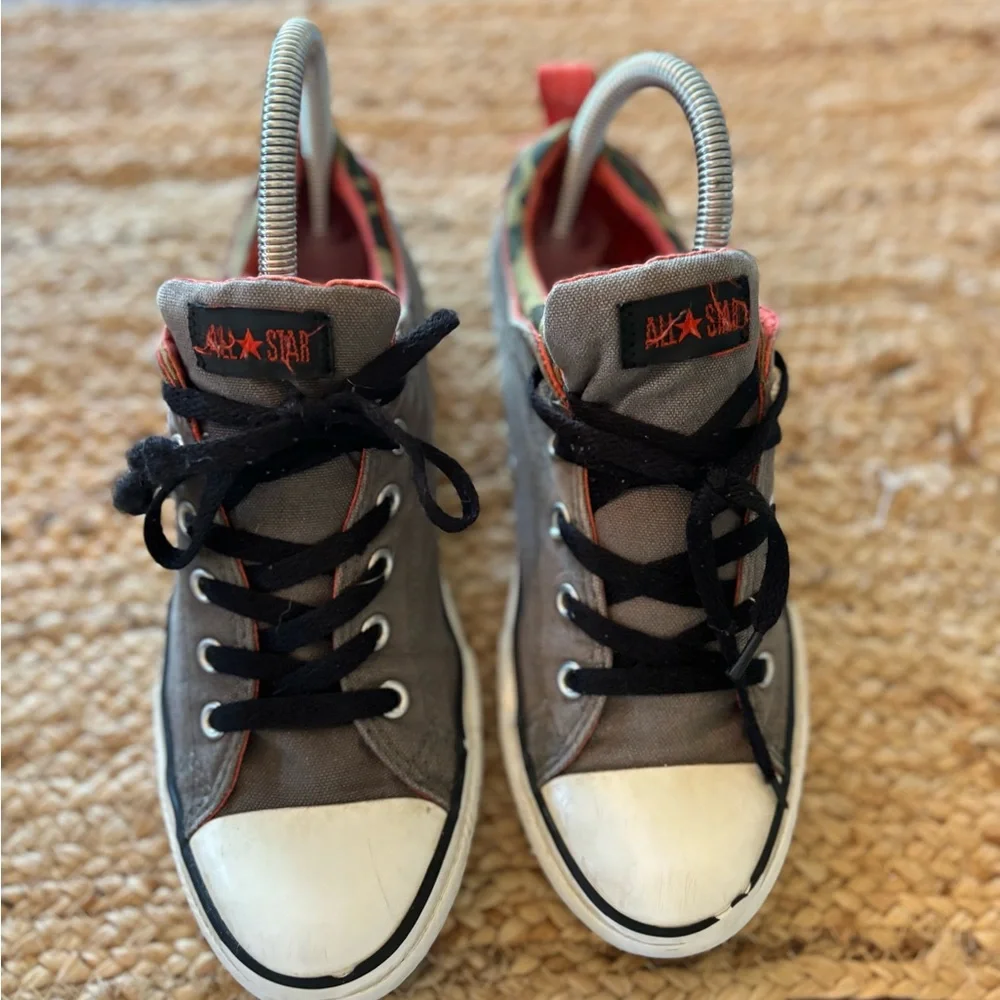 Converse All Star‎ Shoes Gray orange  Camo Lace Up Sneakers Sz 4 Youth Jr…